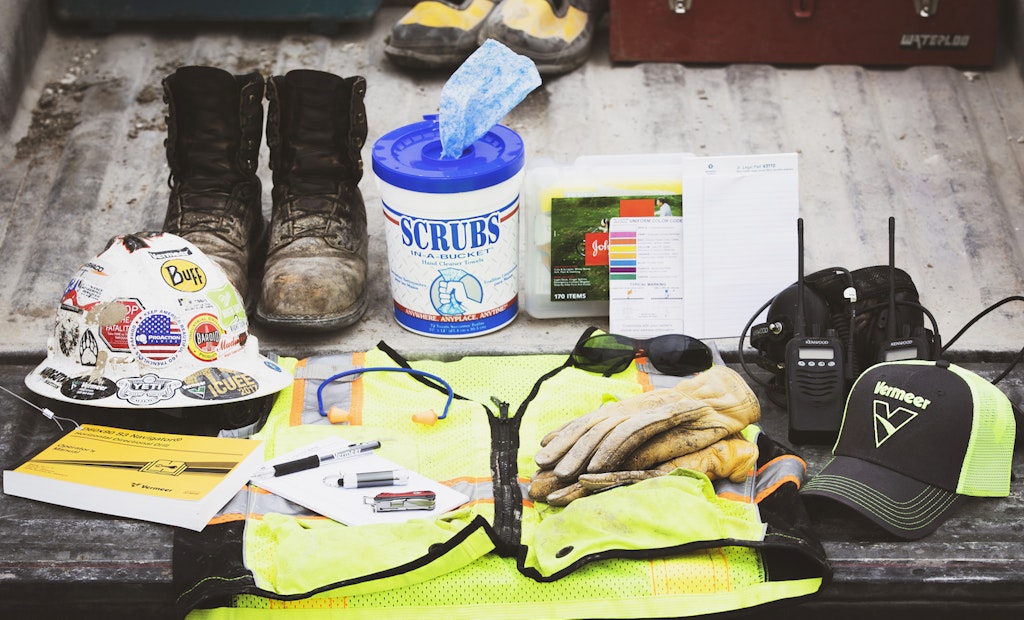 10 Things to Bring to the Job Site Every Day