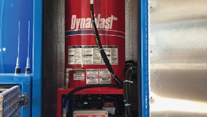 Hydroexcavation Equipment - Dynablast HV420FLS-12VRED
