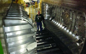Infiltrator installs 420,000-pound  molding machine