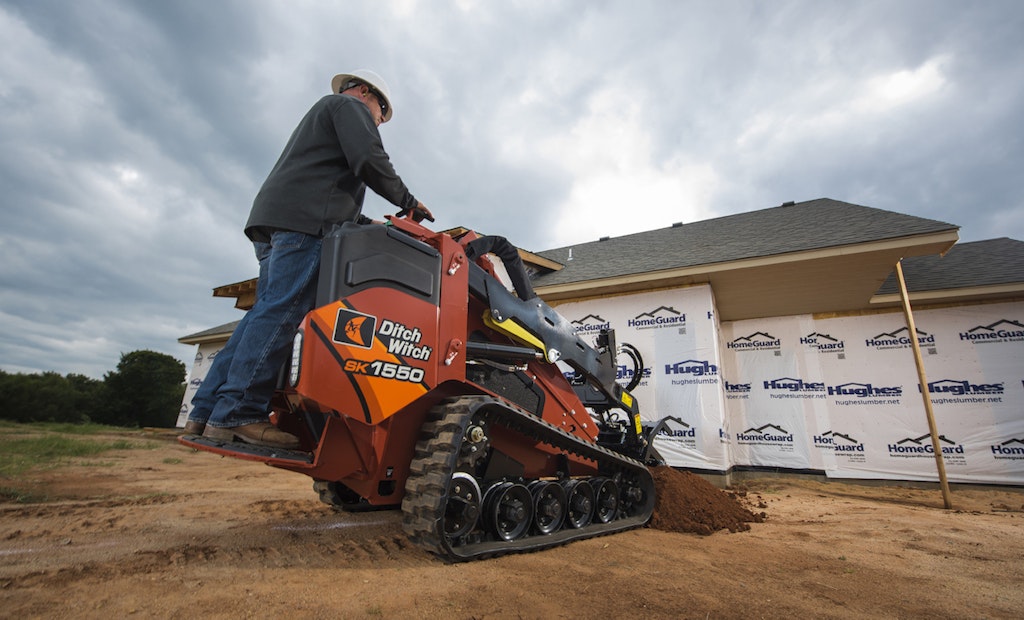 A Powerful Mini Skid-Steer for Unparalleled Production