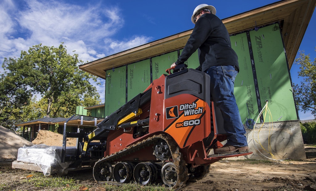 Compact Mini Skid-Steer Delivers Efficient Power in More Maneuverable Package